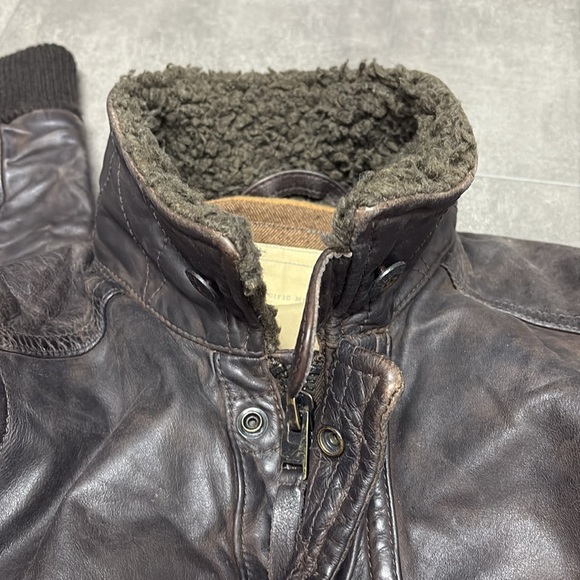 Authentic Hollister Palm Canyon Distressed Leather Jacket. - Picture 12 of 16